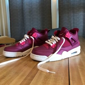 Jordan retro 4 true berry 7y